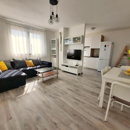 Apartment Mrvica Near The Zagreb Airport Velika Gorica Luaran gambar