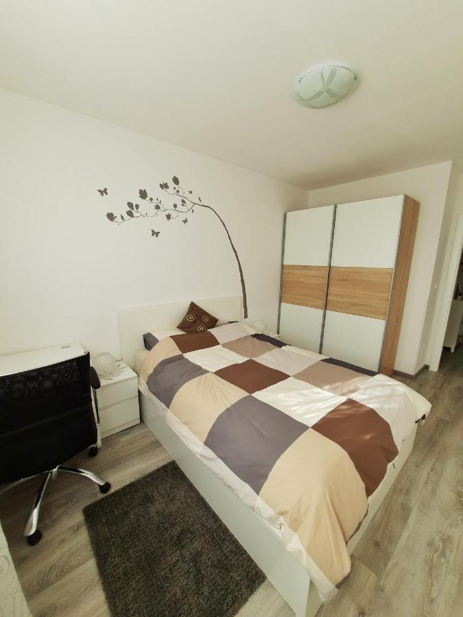 Apartment Mrvica Near The Zagreb Airport Velika Gorica Luaran gambar