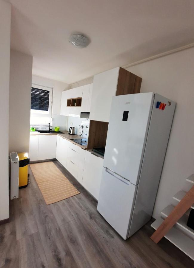 Apartment Mrvica Near The Zagreb Airport Velika Gorica Luaran gambar